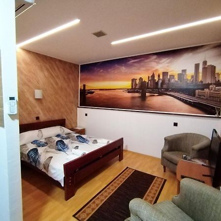 Borca Fun Rooms Sobe Prenociste מראה חיצוני תמונה