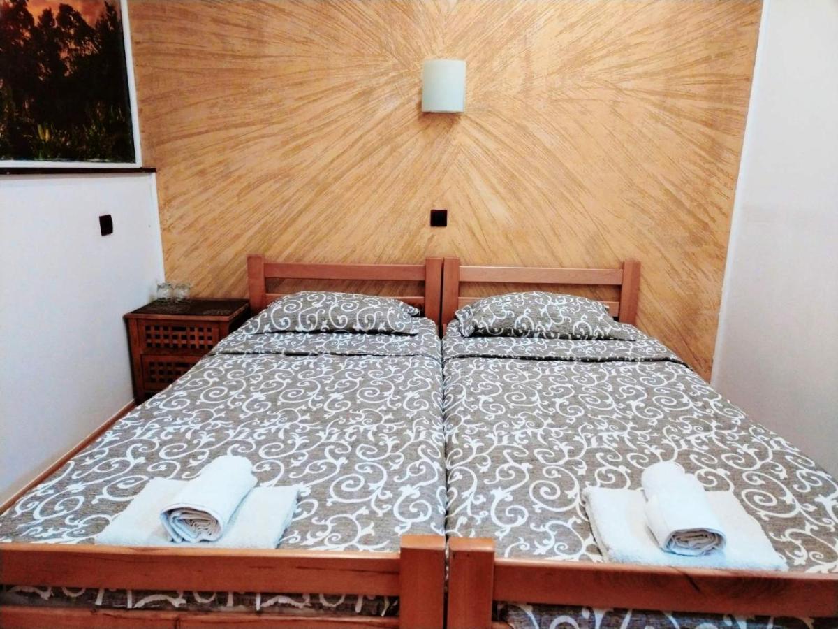 Borca Fun Rooms Sobe Prenociste מראה חיצוני תמונה