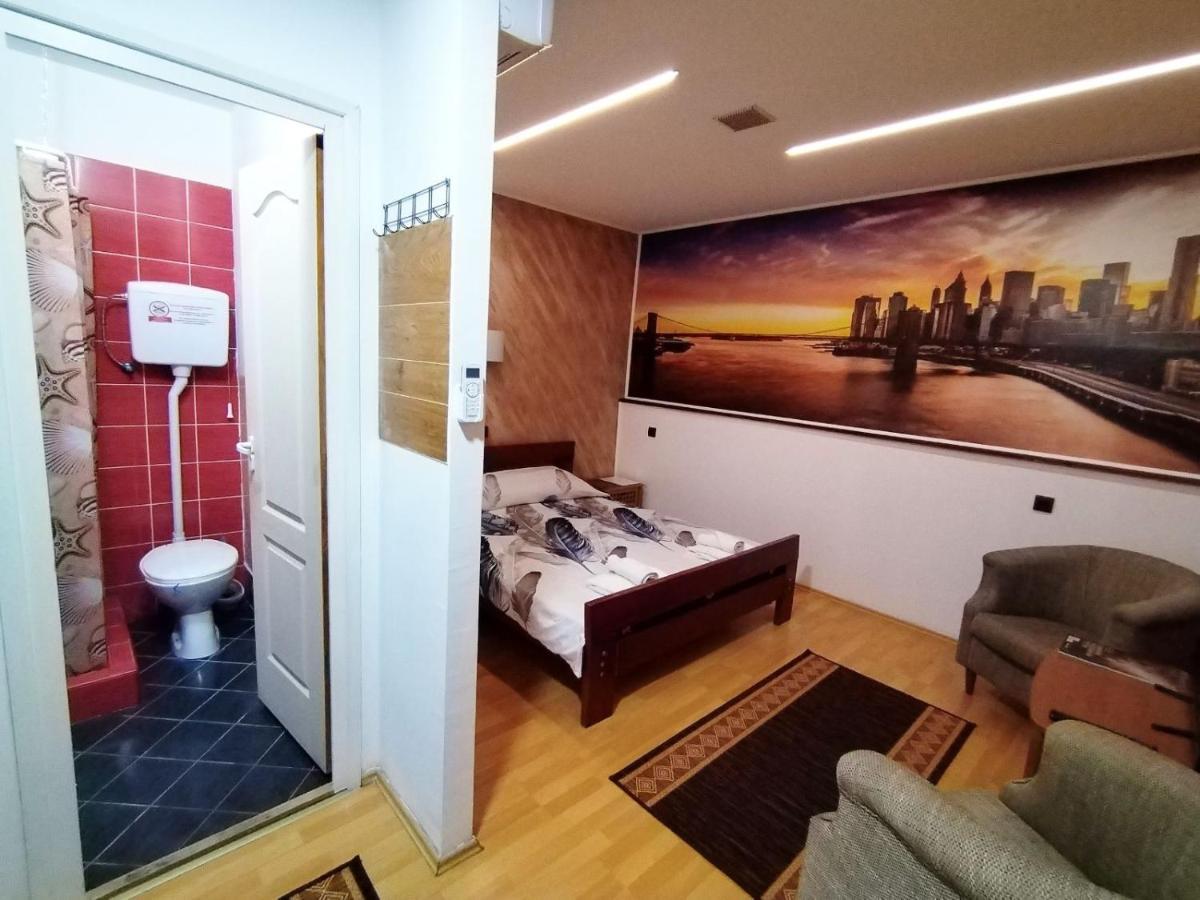 Borca Fun Rooms Sobe Prenociste מראה חיצוני תמונה