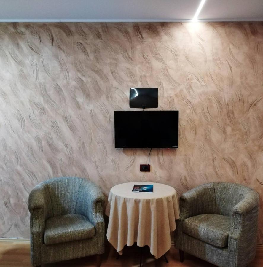Borca Fun Rooms Sobe Prenociste מראה חיצוני תמונה